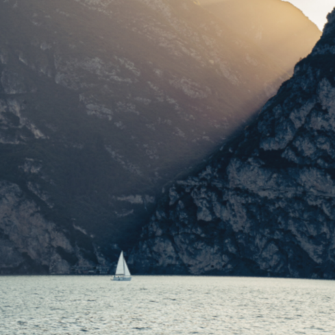 Segelboot im Sonnenuntergang (Print)